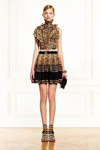 Look 24